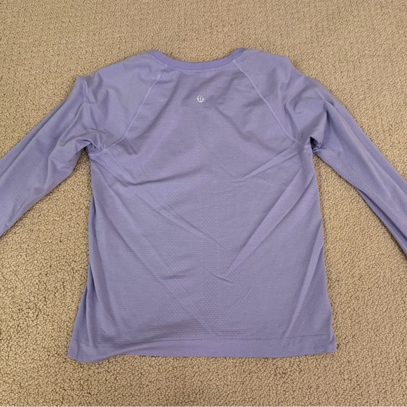Lululemon *Swiftly Tech Long-Sleeve Shirt 2.0- Liliac Smoke - Picture 3 of 7